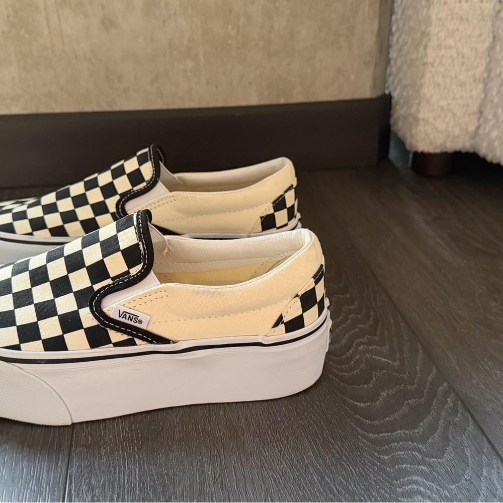 Like New Platform Vans Classic Slip On Stackform - Picture 3 of 10